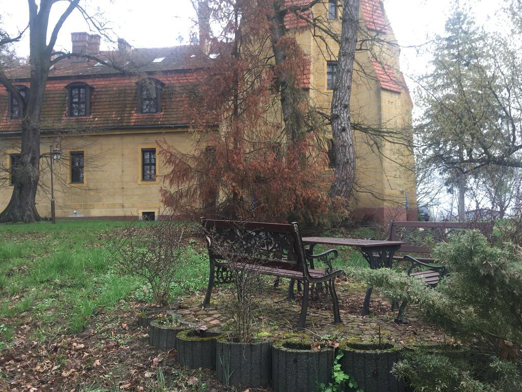 Hotel Zamek Dobra Oleśnica Esterno foto